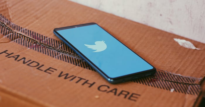 Twitter---Handle-with-Care-resized