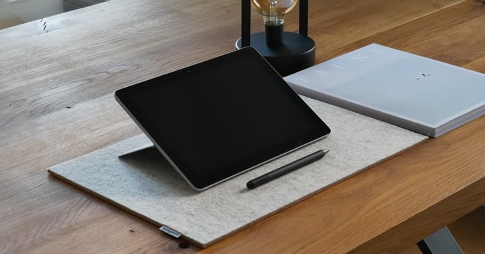 workperch-surfaceandpen-unsplash_resized